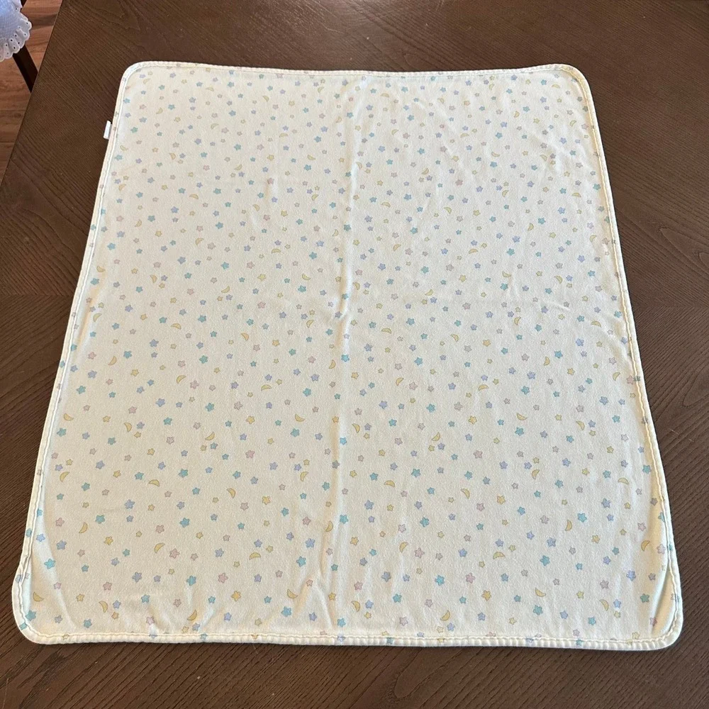Carters Baby Blanket Receiving Swaddle Stars Moons Pastel Yellow Cotton 30x26